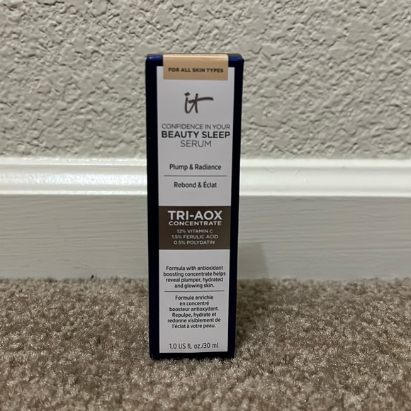 IT COSMETICS | CONFIDENCE IN YOUR BEAUTY SLEEP SERUM - PLUMP & RADIANCE - Picture 1 of 7